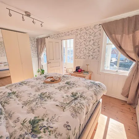 Nortorp, Stort Hus Med Egen Brygge I Sentrum * Kvam (Hordaland)