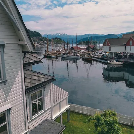 Nortorp, Stort Hus Med Egen Brygge I Sentrum Villa *