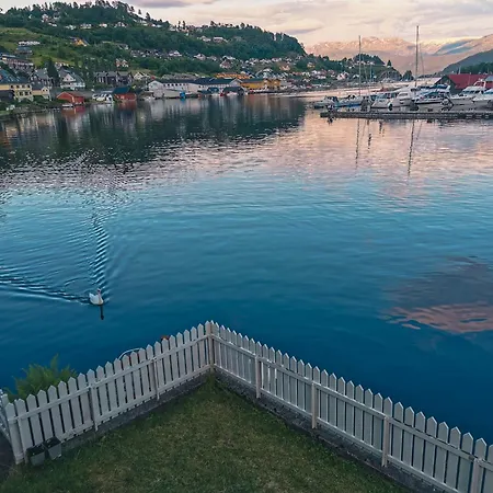 Villa Nortorp, Stort Hus Med Egen Brygge I Sentrum