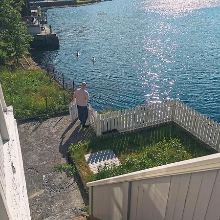 Nortorp, Stort Hus Med Egen Brygge I Sentrum Villa Kvam (Hordaland)